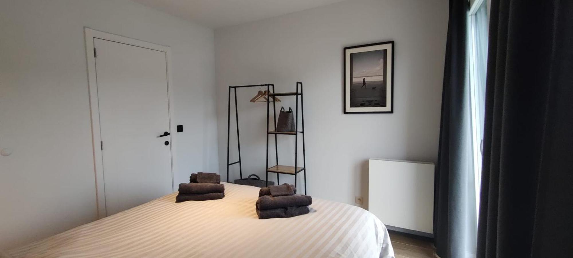 Luxueus, Ruim Appartement Op 350M Van Het Strand Oostende Bagian luar foto